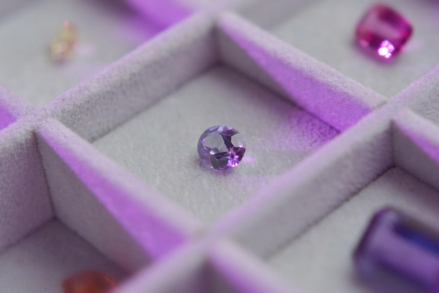 What You Should Know Before Buying Jewelry: Tip 2